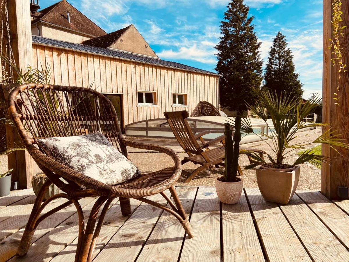 Pool House-L'Hirondelle De Sermizelles- Grand Jardin, Calme Et Nature Aux Portes Du Morvan エクステリア 写真